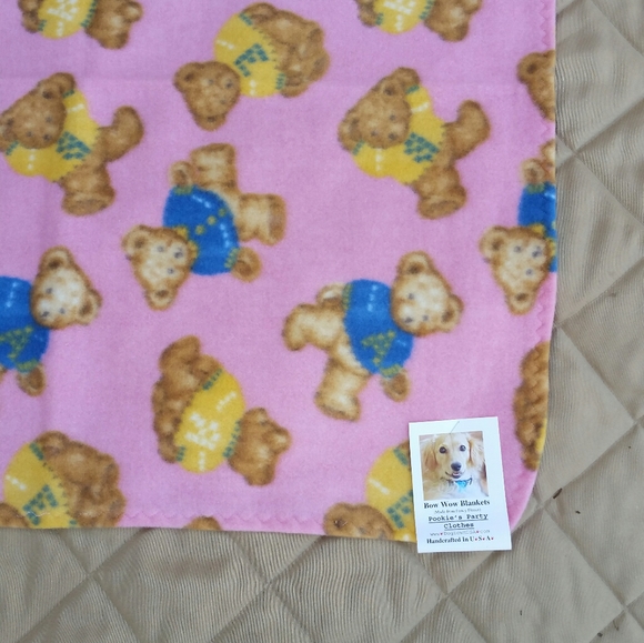 🟥 70%OFF bundle $50 or more🟥Med Bow Wow Blanket "varsity bears " NWT - Picture 3 of 4